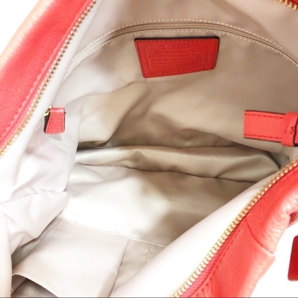 Coach | Coral Hobo Pebble Leather Hand Bag - Picture 4 of 7